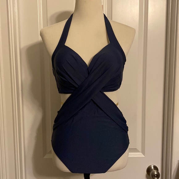 Cupshe Navy One piece cut out bathing suit Size Large - Picture 1 of 6